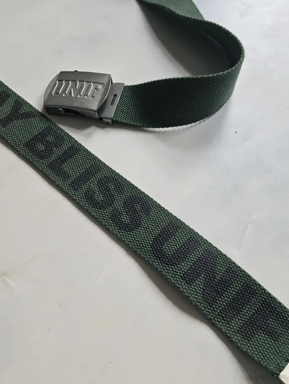 UNIF Dark Green 